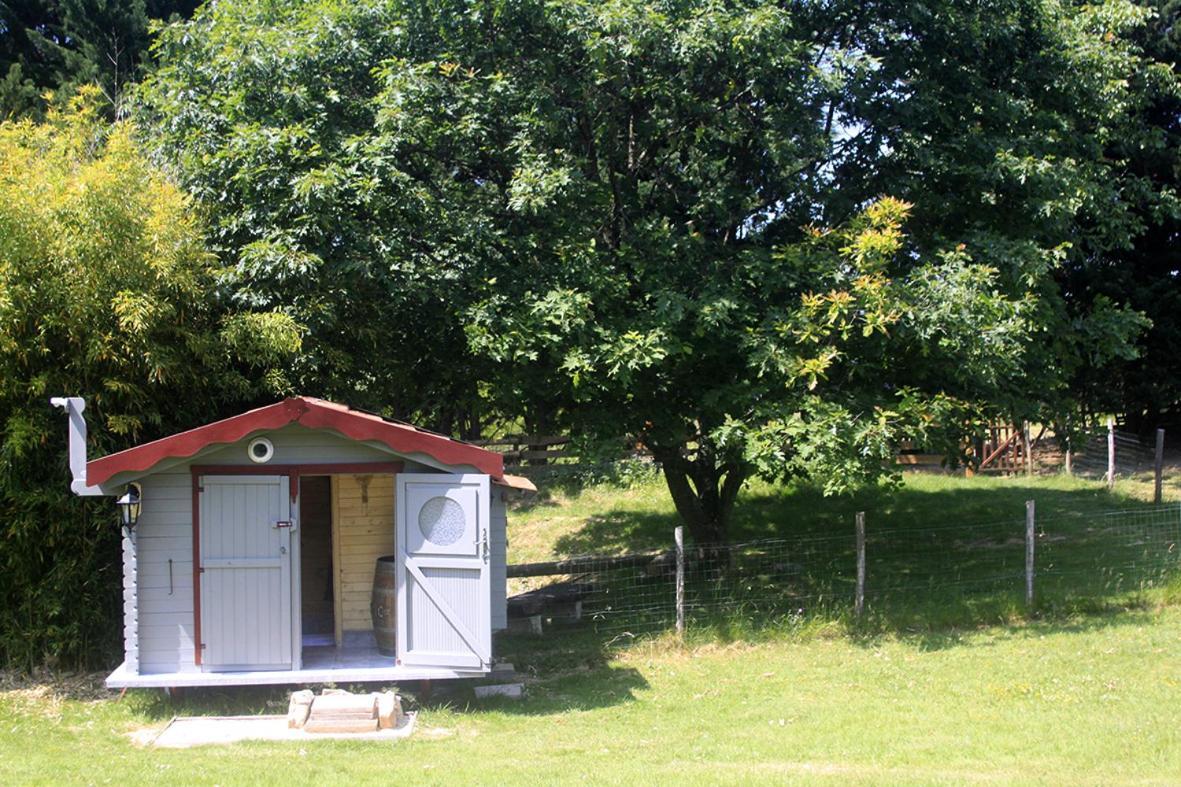 Tente Trappeur Ada, Au Jardin De La Vouivre Saint-Vincent-en-Bresse Extérieur photo